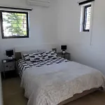 Lucienne , T2 4 Etoiles Avec Garage, Dans Les Calanques Vakantiehuis