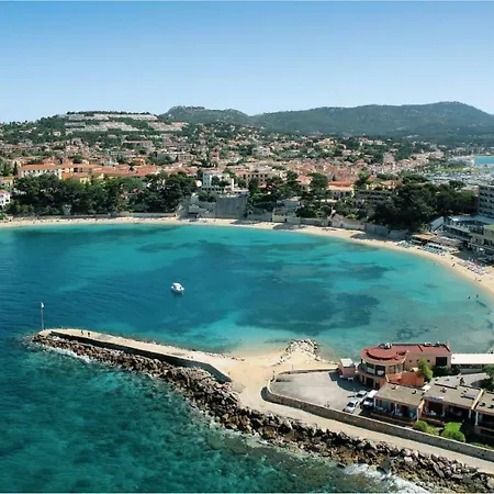 Lucienne , T2 4 Etoiles Avec Garage, Dans Les Calanques Holiday home *